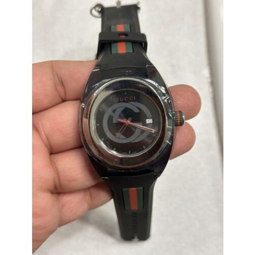 Gucci Sync Xxl YA137101 Black Rubber Band Black Dial Unisex Watch