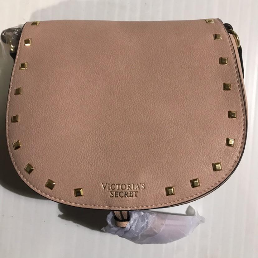 Victoria`s Secret Blush Crossbody Saddle Bag