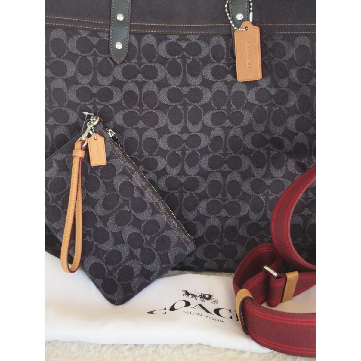 Coach Tote 40 & Matching Wristlet retailer