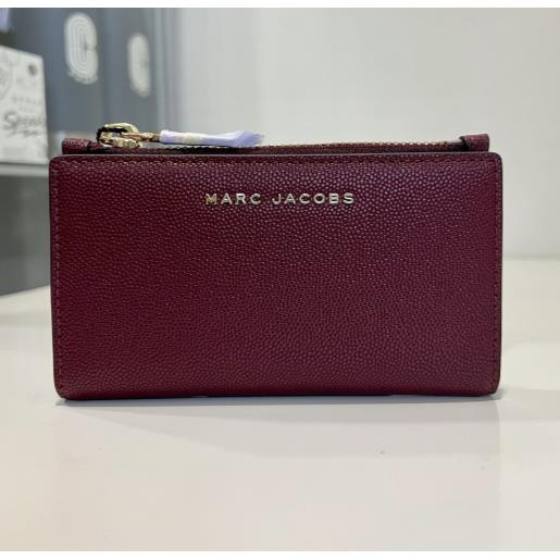 Marc Jacobs Daily Small Slim Bifold Wallet in Pomegranate S105M06SP21 Bnwts