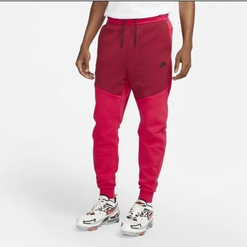 Nike Sportswear Tech Fleece Pants Very Berry Black Mens Size Med CU4495-643