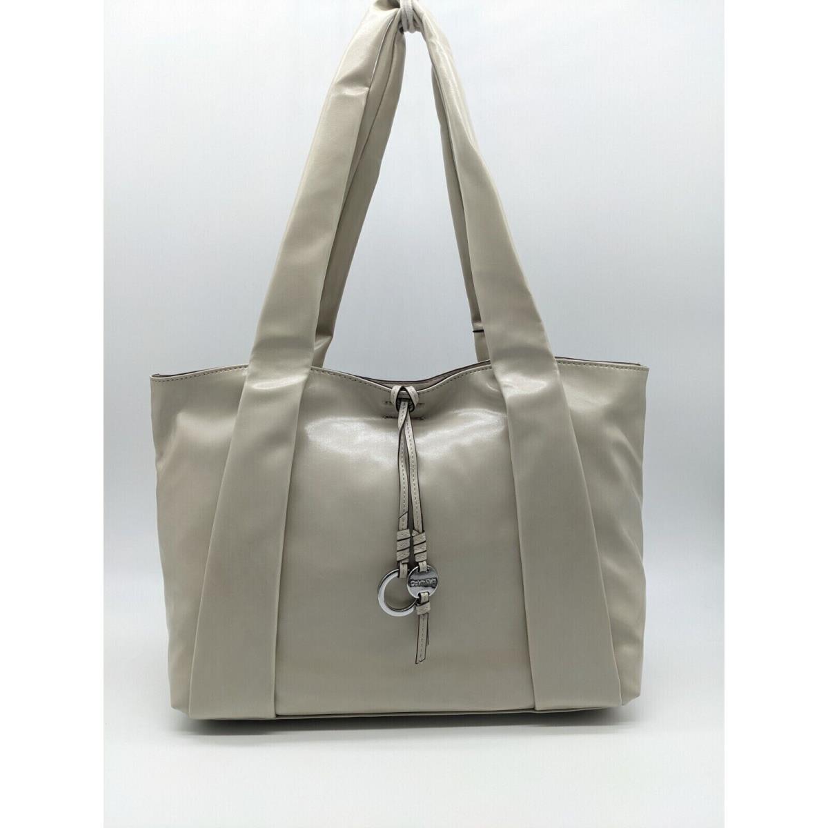 Calvin Klein Hana XL Tote Patent Faux-leather Shoulder Bag Cement-grey Silver