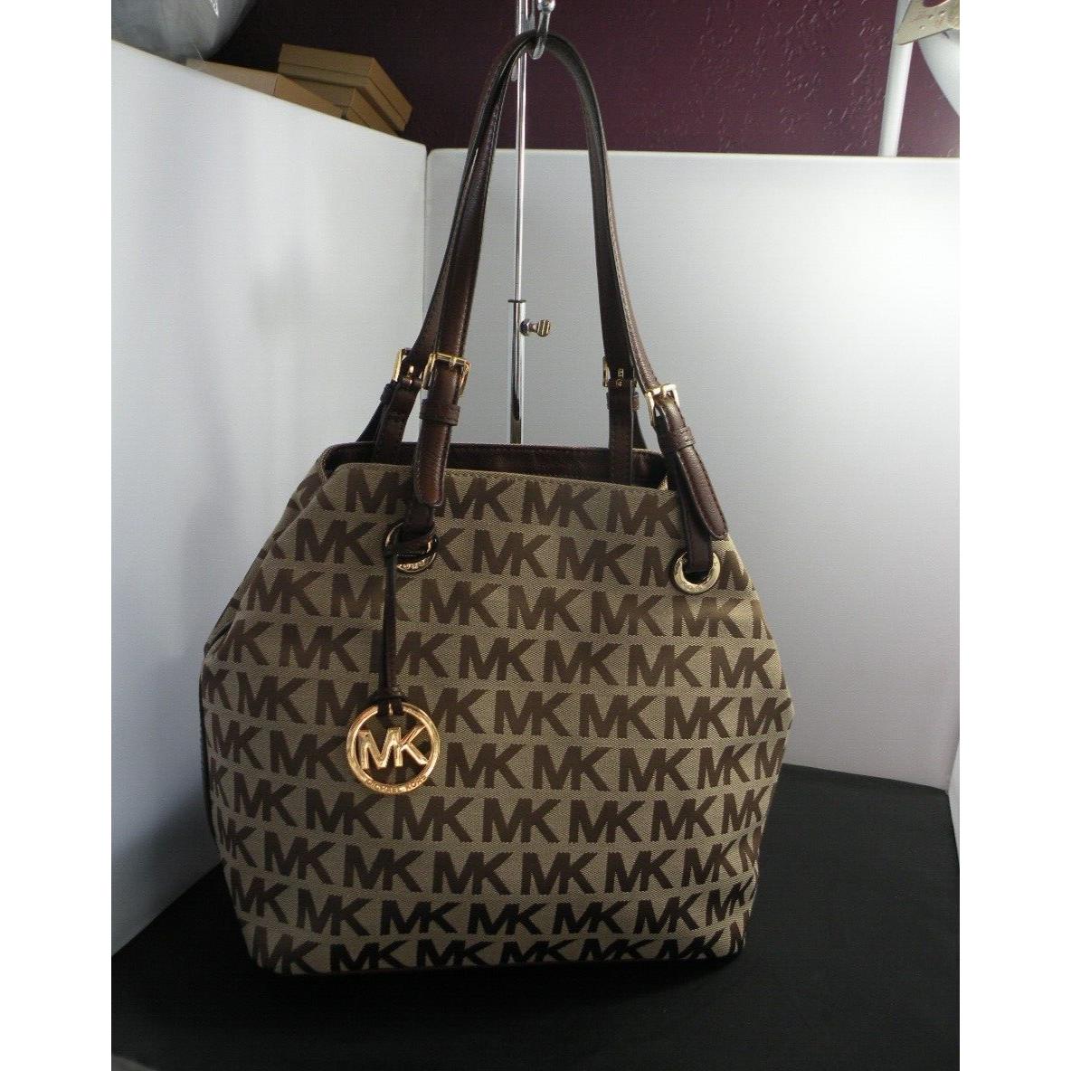 Michael kors jet online set item grab bag