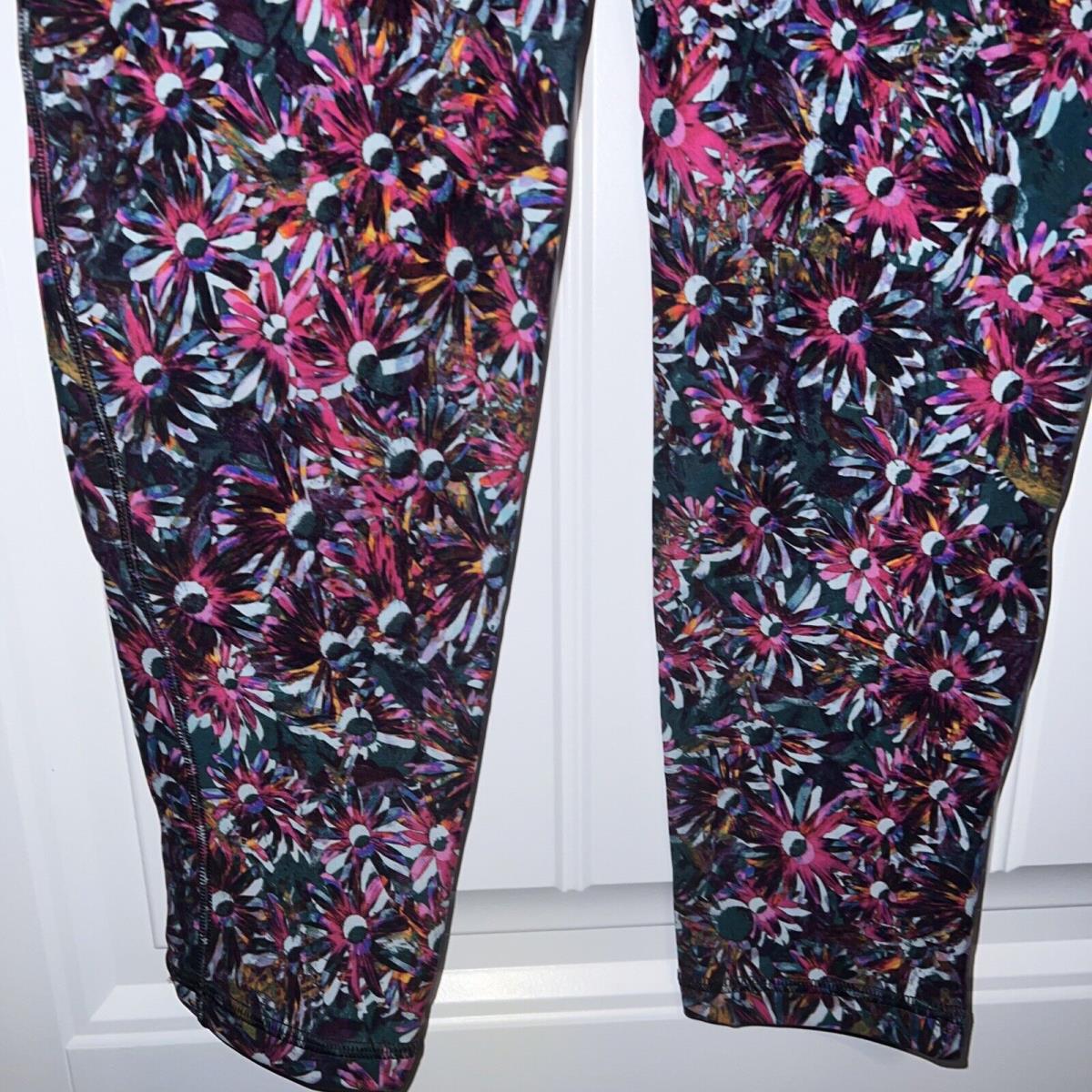 Lululemon SZ 12 Base Pace HR Tight HR Tight 28 Fleece Floral Electric Felm