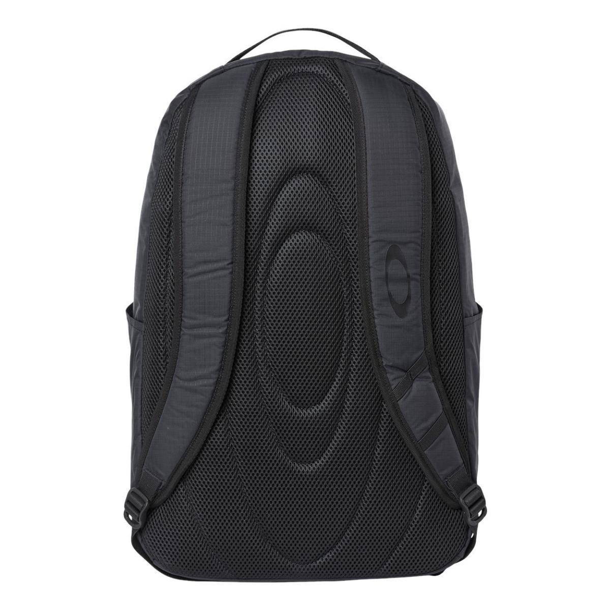 Oakley - 28L School Travel Gym Computer Bag Sport Backpack Water Repellent Black