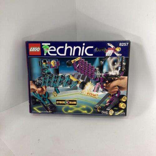 Lego Technic: Cyber Strikers 8257