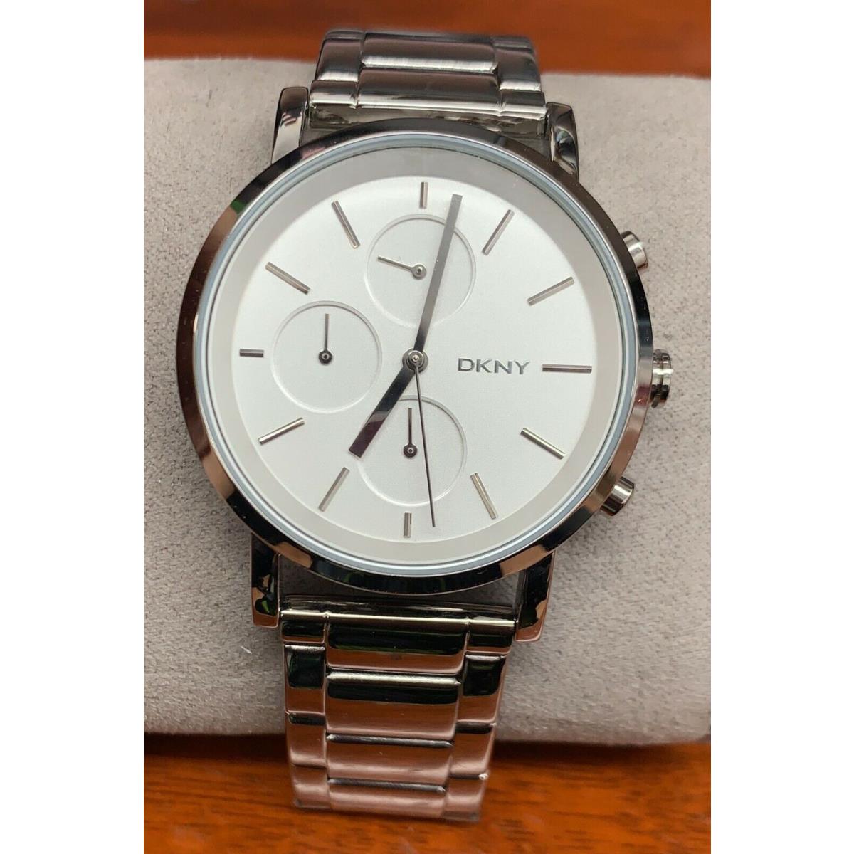 Dkny NY2273 Soho Silver Dial Stainless Steel Chronograph Women`s Watch