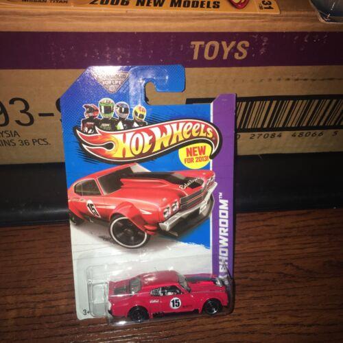 Hot Wheels Vhtf 2013 Showroom 70 Chevy Chevelle SS Model Toys R US Color