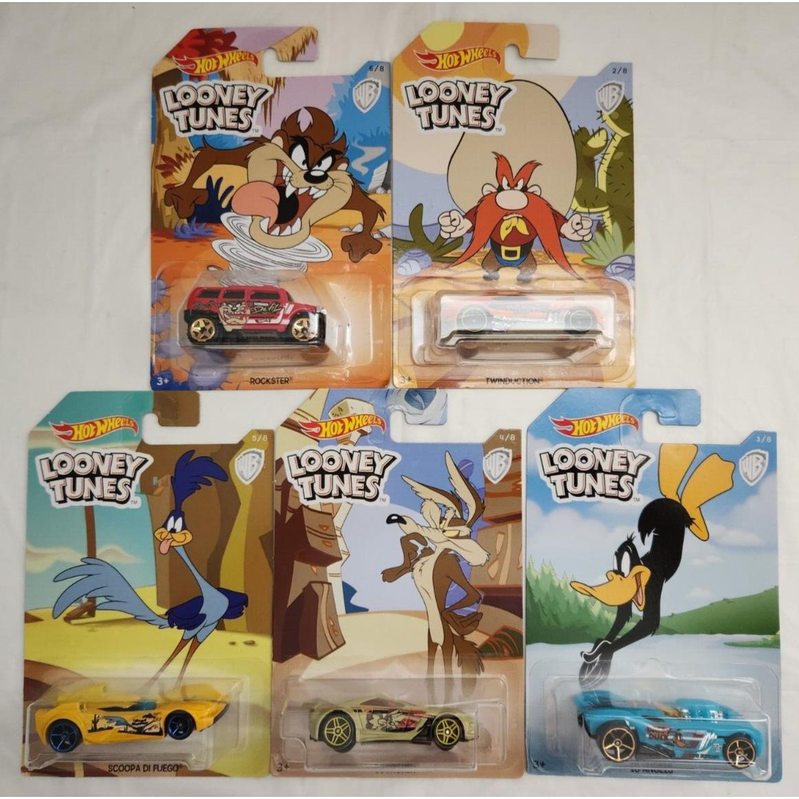 Hot Wheels 2017 Looney Tunes Complete Set of 5 Cars FKC68