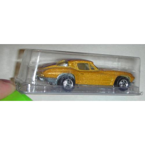 Gold Corvette Stingray - 1979 Hot Wheels Die Cast Car Made in Hong Kong - Loose