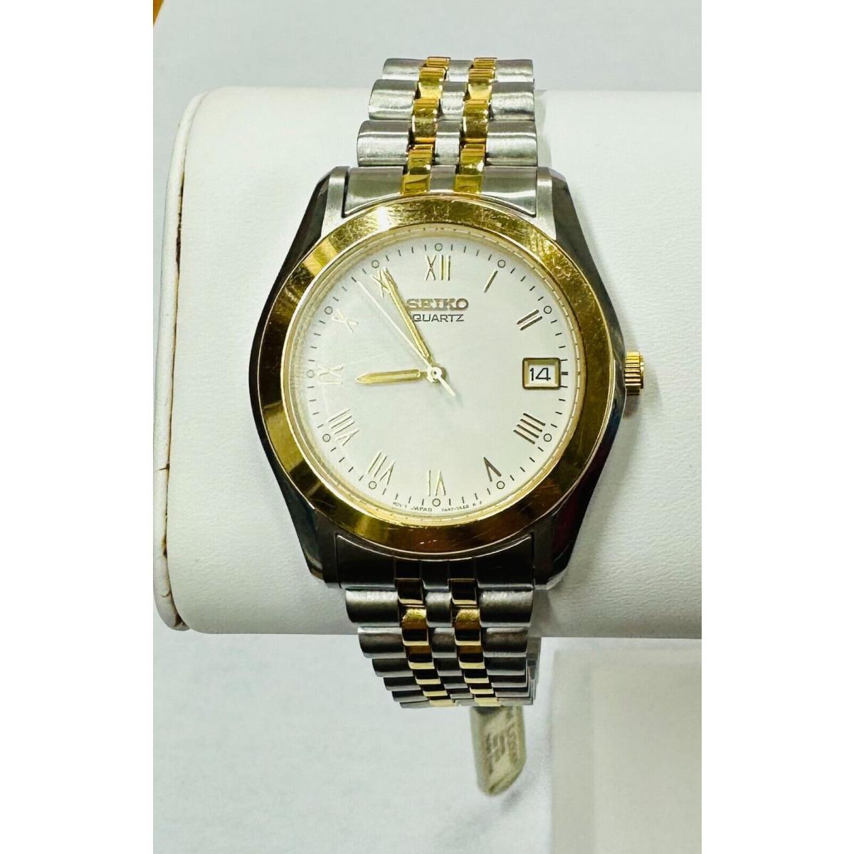 Men`s Two Toned Seiko Watch with Gold/silver 7N47-7A00