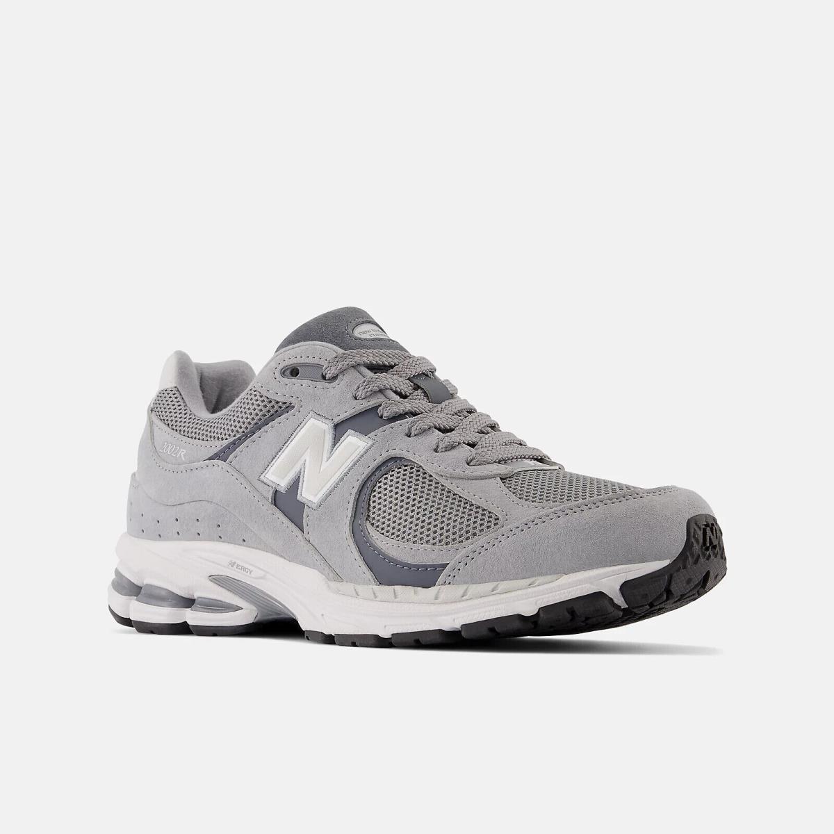 New Balance shoes  - Silver 2