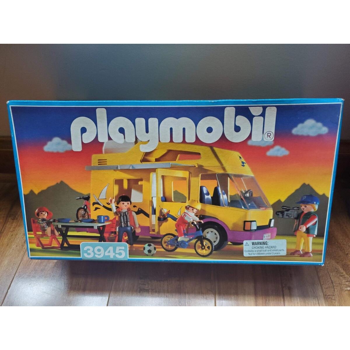 Playmobil Camper Van Camping Family Bikes Cookout Table Chairs