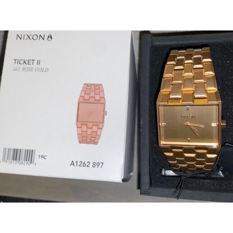 Nixon rotolog outlet gold