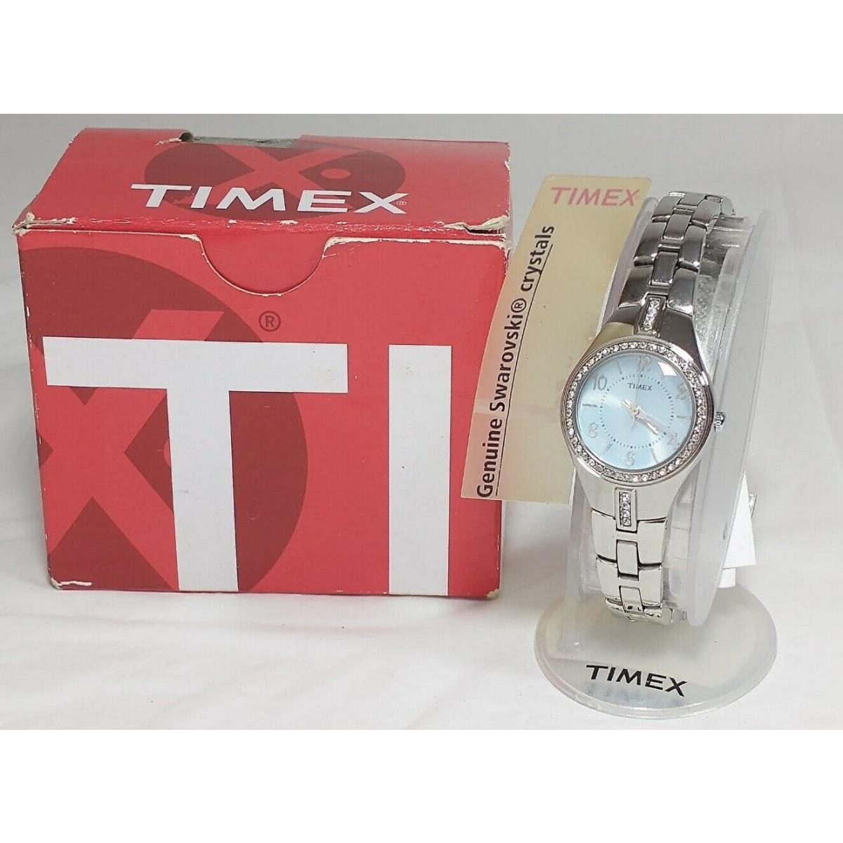 Timex Swarovski Women`s Watch Classic Crystal Sport Chic Bracelet Silver T2M742