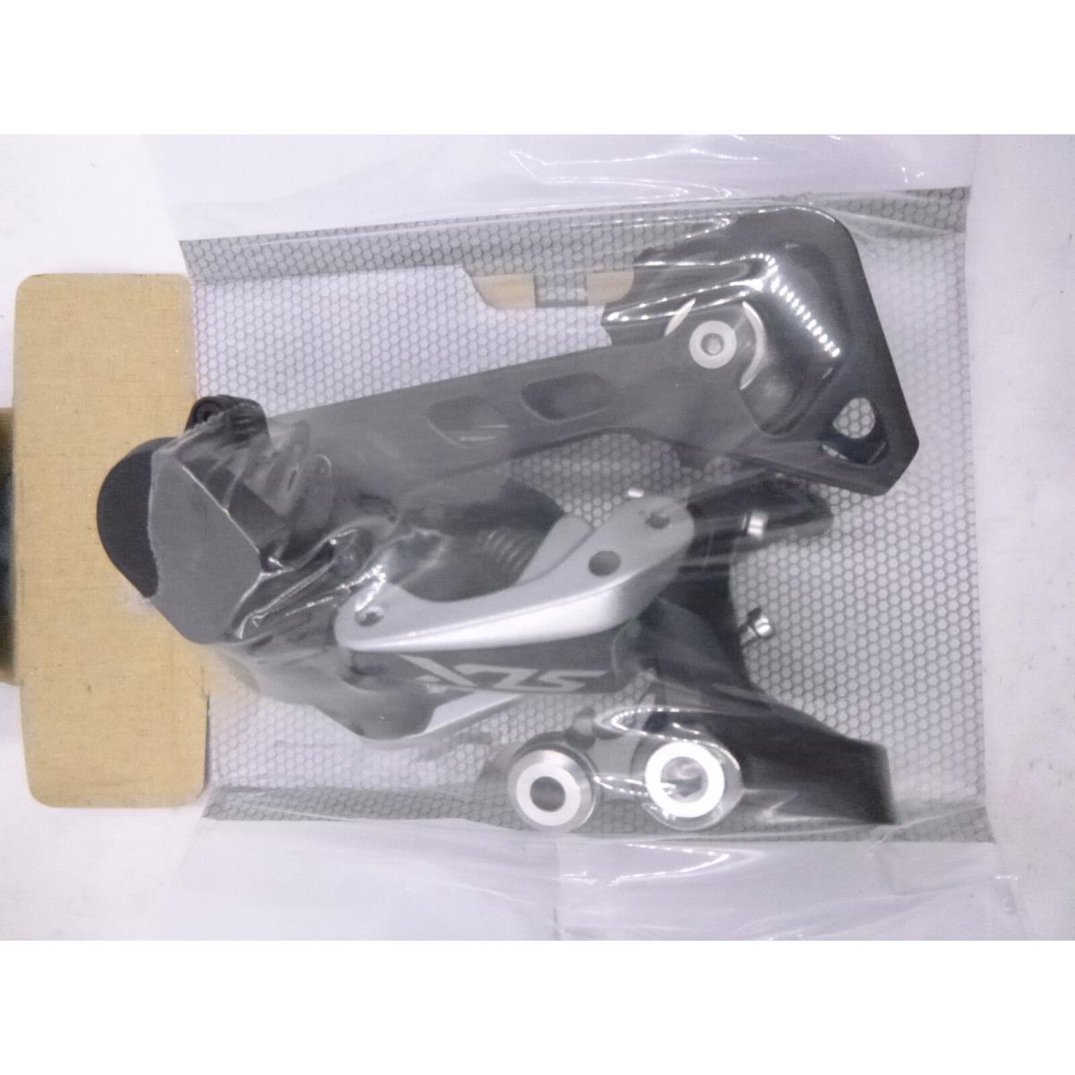 Shimano Slx RD-M7000-11-GS Shadow Rd+ Medium Cage 11 Speed Rear Derailleur