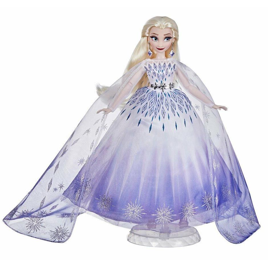 Disney Princess Style Series Holiday Elsa Fashion Doll