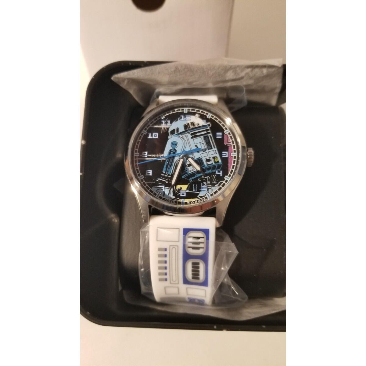 Star Wars X Fossil R2-D2 Watch Special Edition White SE1105