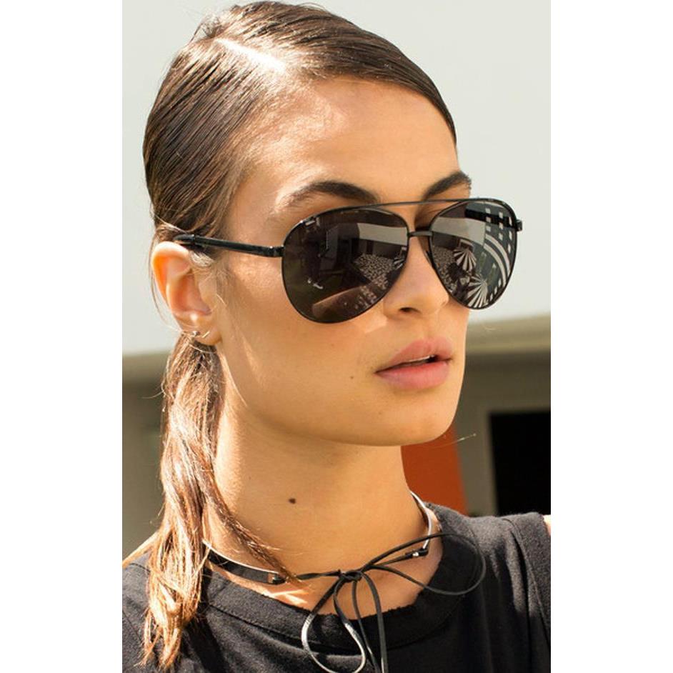 Quay Vivienne Black/smoke Sunglasses