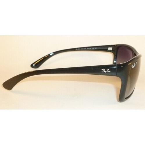 Ray-Ban sunglasses  - Black Frame, Polarized Gradient Grey Lens 3
