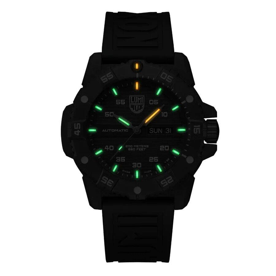 Luminox Master Carbon Seal Automatic Series 3877 Green Rubber Men`s Watch