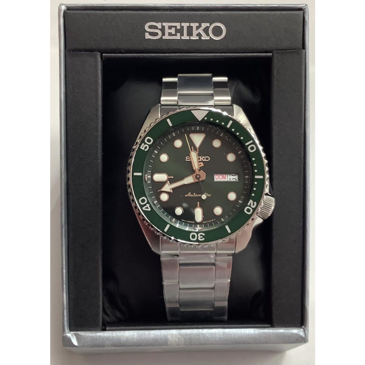 Seiko Men`s 5 Sport Series Green Dial Stainless Steel Automatic Watch SRPD63