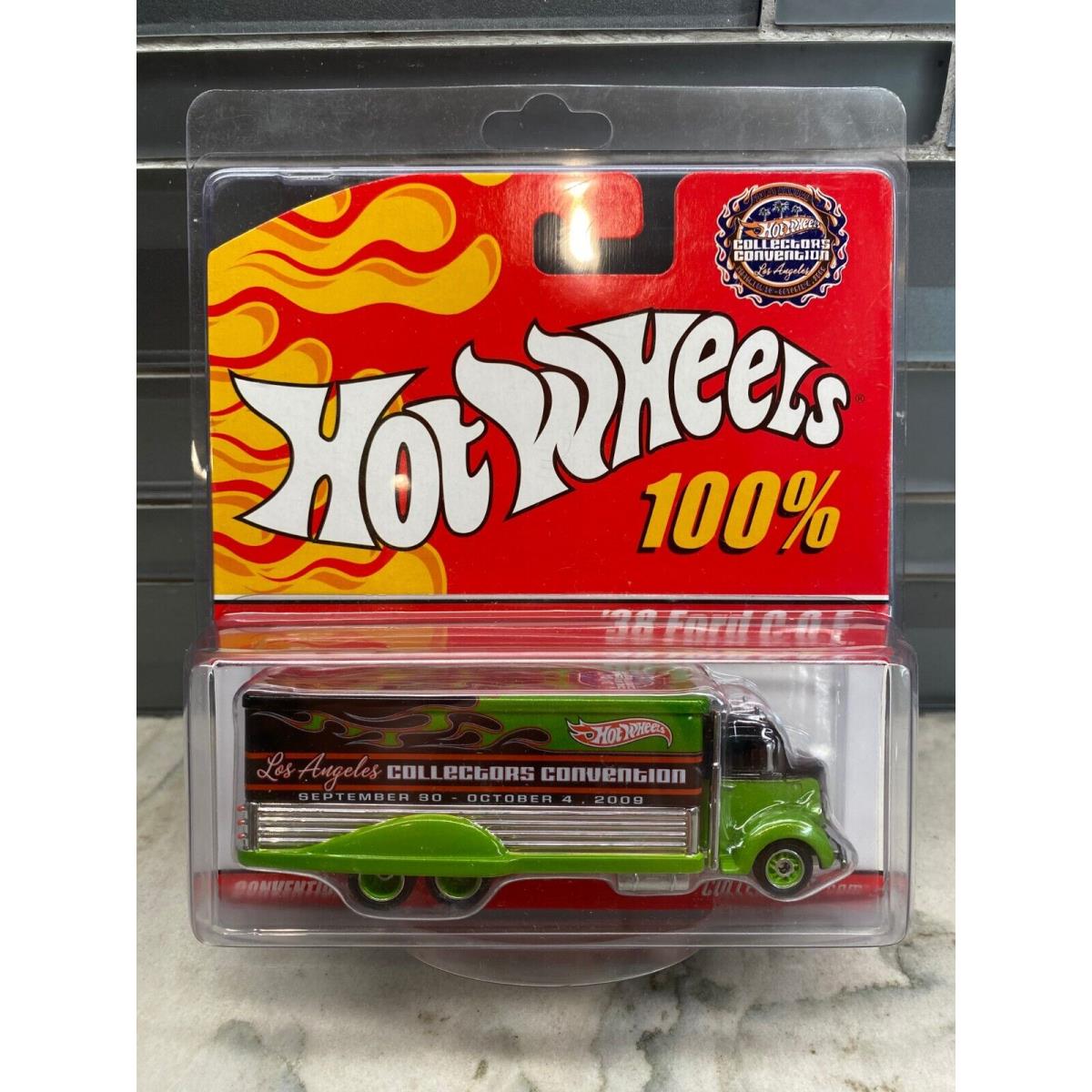 Hot Wheels `38 Ford Coe 2009 Los Angeles Collectors Convention xxx/7000