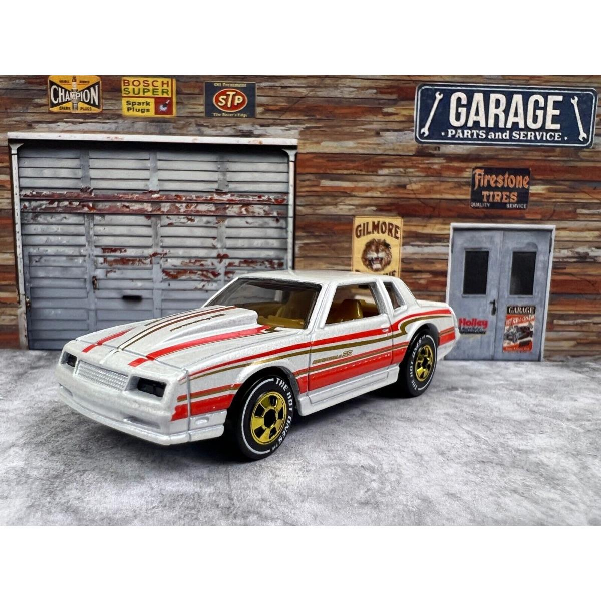 Hot Wheels The Hot Ones Monte Carlo SS Chase White