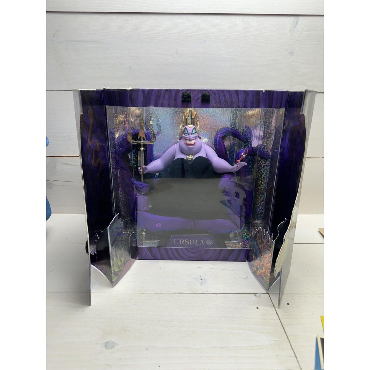 Mattel Disney The Little Mermaid Ursula 1997 Doll Playset Box Has Light Wear