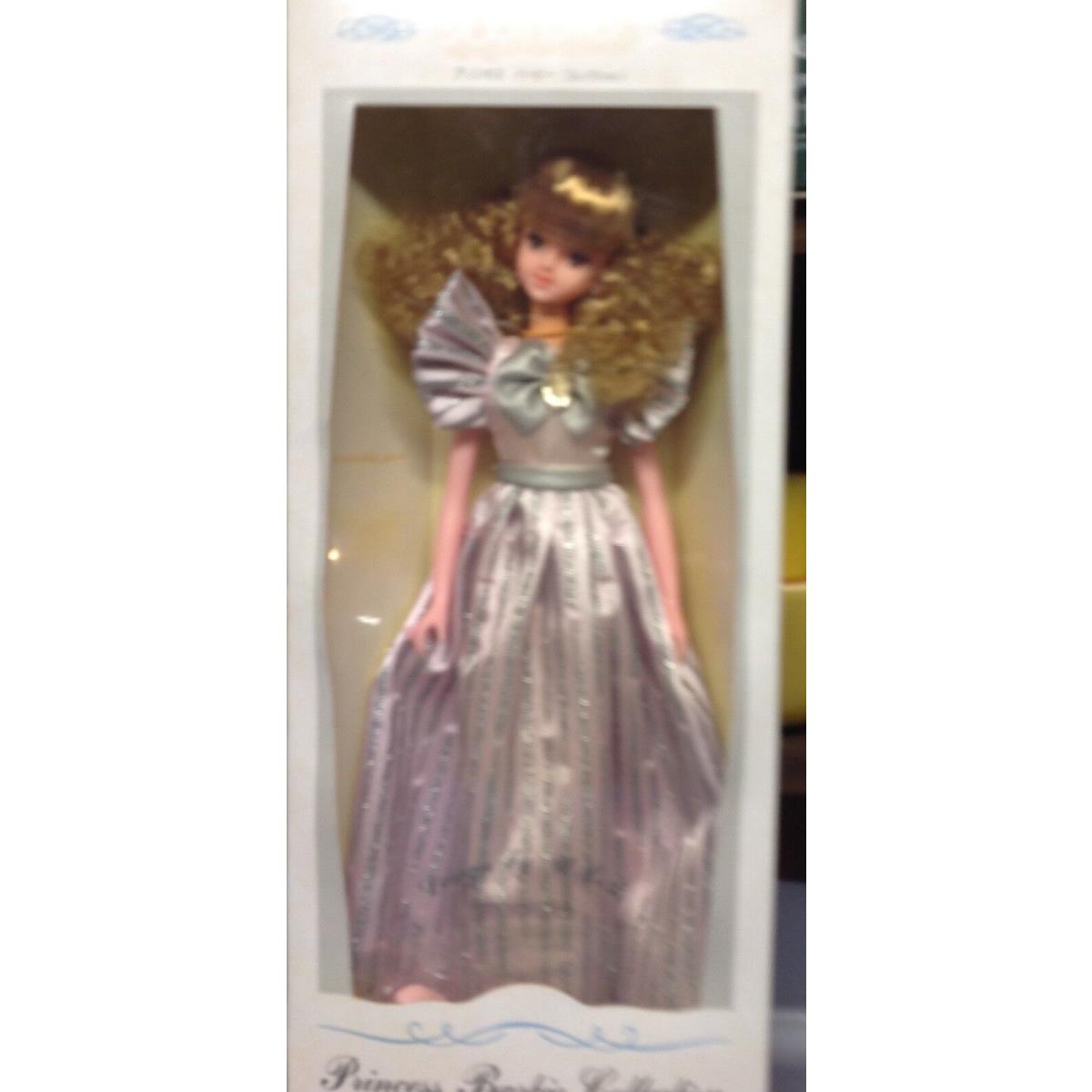 Mattel Japan Fantasy Barbie Princess Collection 1987 Nrfb Vintage Silver Gown