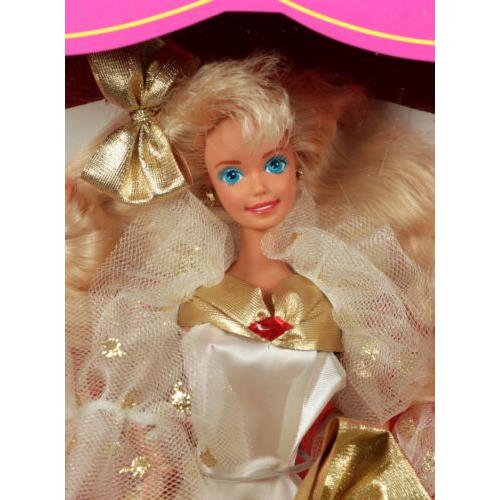 Barbie toy  - Blonde Doll Hair, Blue Doll Eye