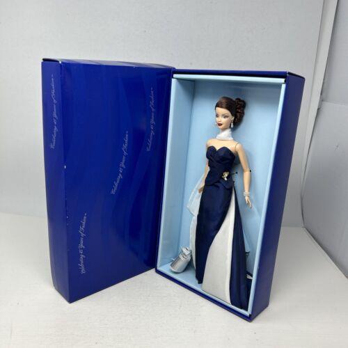 2004 National Barbie Doll Brunette Mattel C7021