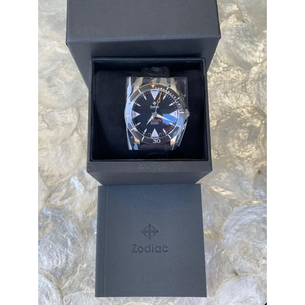 Zodiac Super Sea Wolf 53 Z09212 39mm Stainless Steel Case / Black Strap