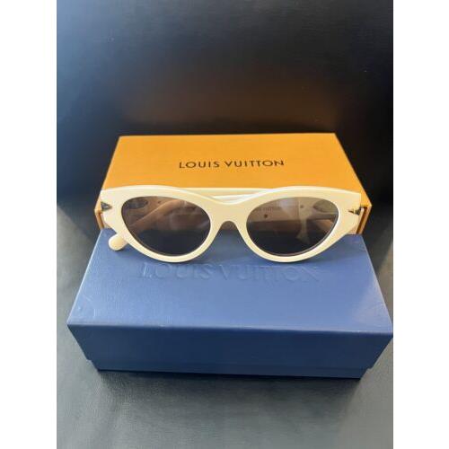 Louis Vuitton: LV Malletage Cat Eye Sunglasses In Factory Box Cream
