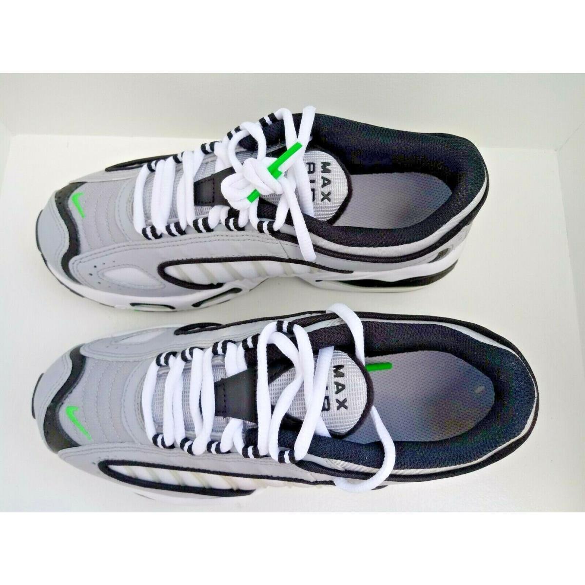 Nike shoes  - Wolf Grey/Black-Green Spark-White 6