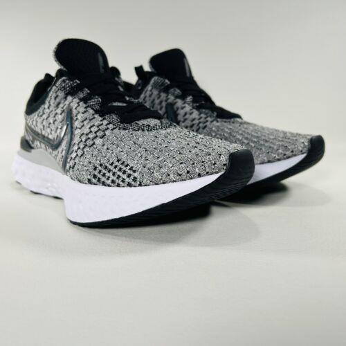 Nike shoes  - Black / Grey Fog / White / Dark Smoke Grey 8