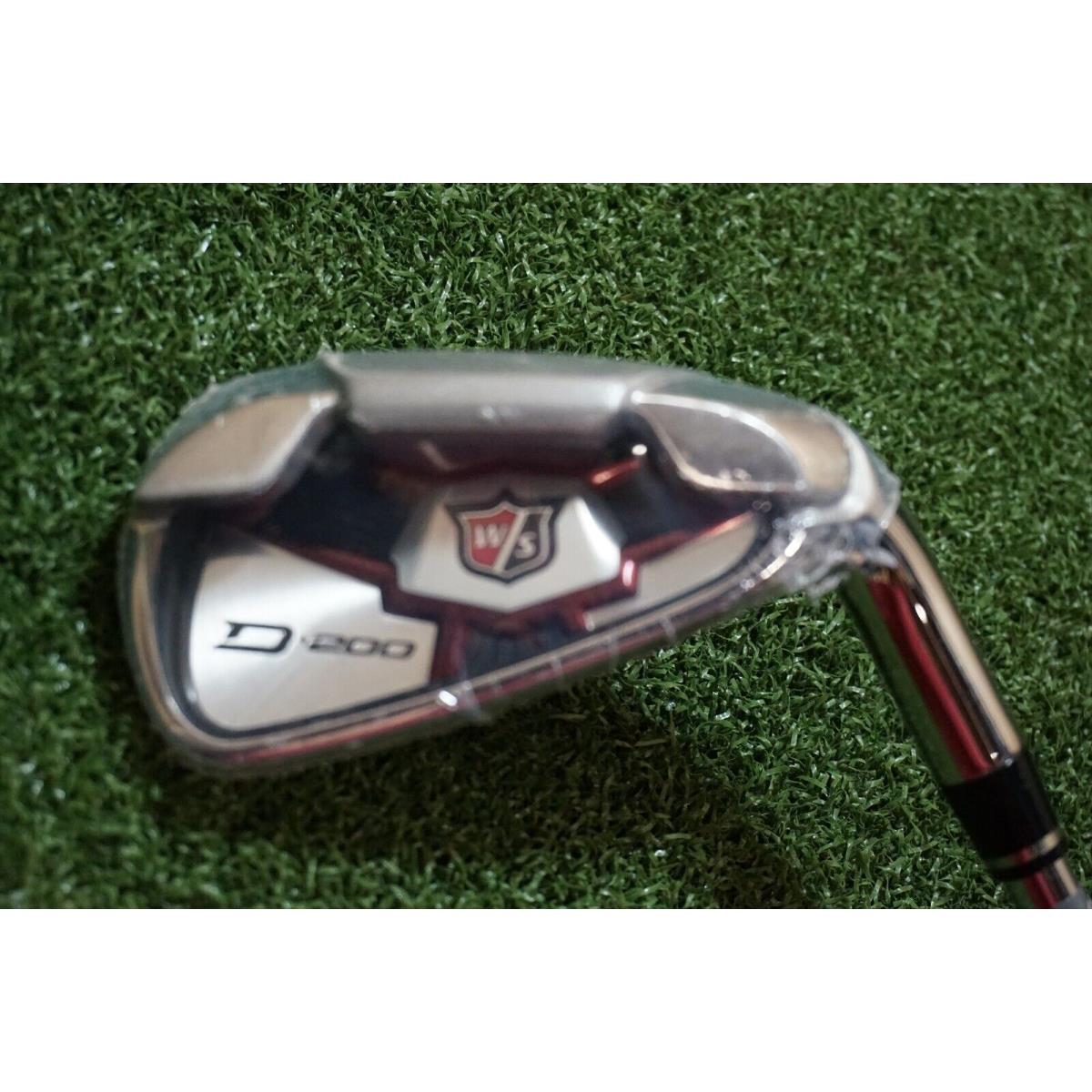 Wilson D-200 Regular Flex 7 Iron 37 Steel 522180 Right Handed Golf Club J32