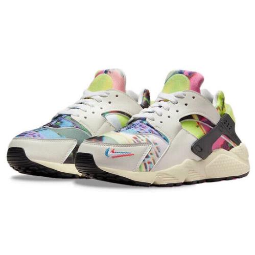 Nike Air Huarache SE Womens Size 6 Shoes DX3264 902 Pixel Game - Multicolor