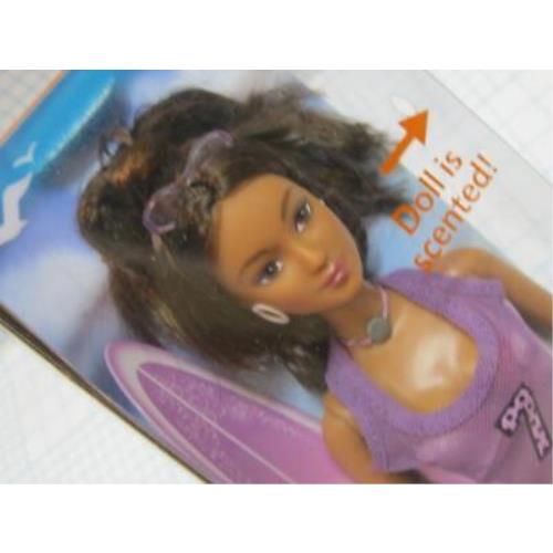 2004 Beach Barbie Lea Cali Girl Doll Brunette Light AA Beach Sunglass 7 Top