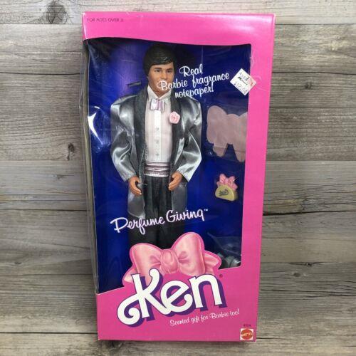 Ken Perfume Giving 4554 Barbie Vintage Nrfb 1987 Not Real Perfume