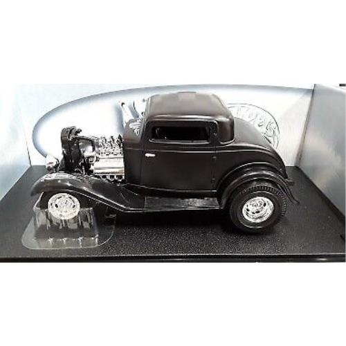 Hot Wheels 56924 1:18 Die Cast Black W/design 1932 Ford Coupe