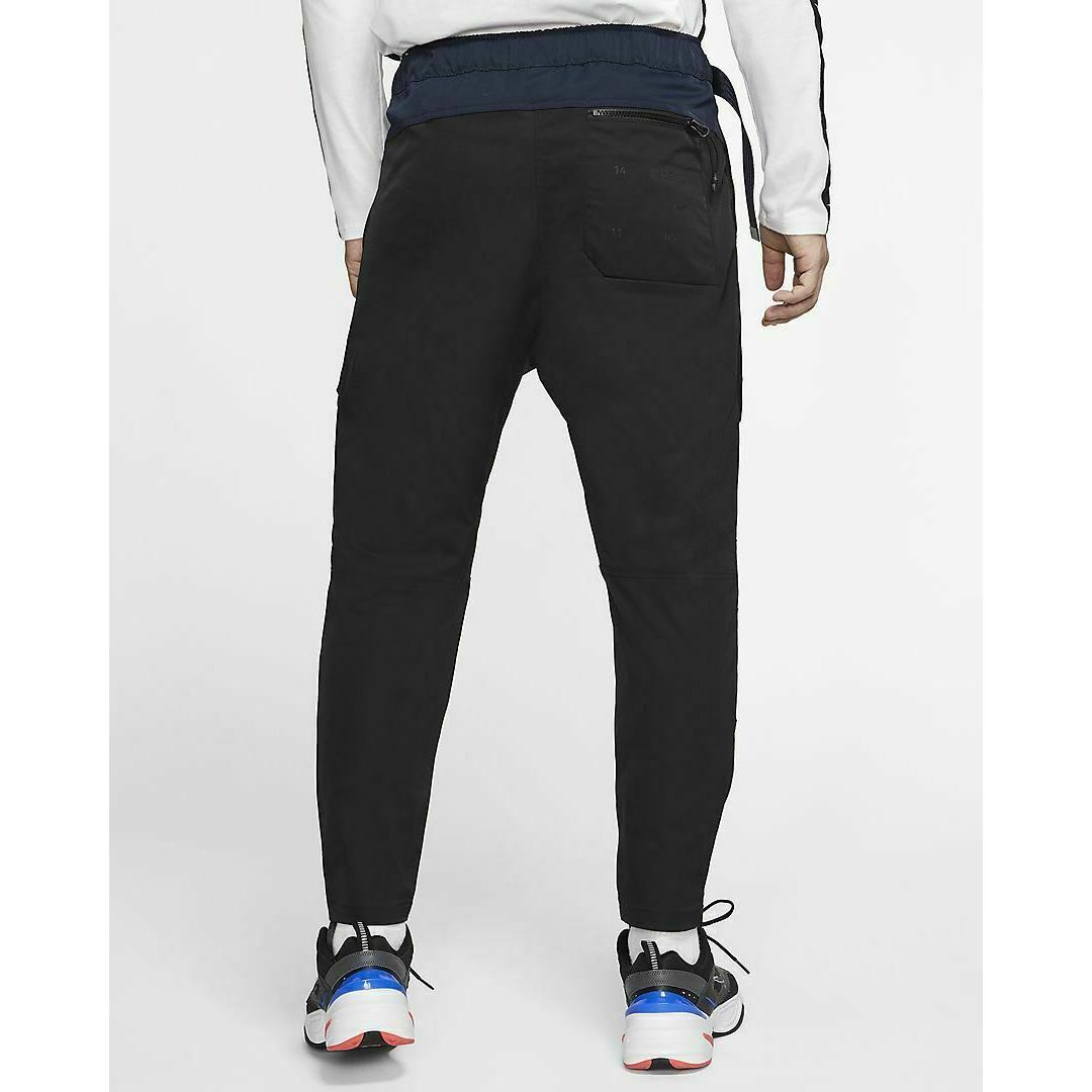 Sportswear Tech Fleece Joggers - Light Thistle/Black – Feature