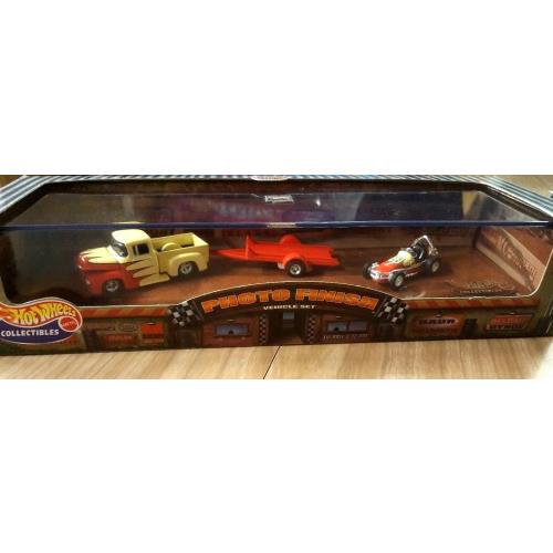 Hot Wheels Collectibles Cool Classics Series 5 Photo Finish `56 Ford Truck Nice