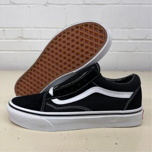 Vans Old Skool Low Top Skate Shoe Unisex Size M5/W6.5 Black/white