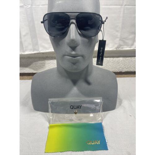 Quay High Key 126 Sunglasses Gloss Black Gradient Lenses Aviator