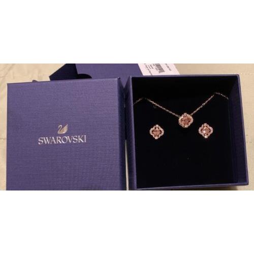 Swarovski Rose Gold Sparkling Pink Clover Necklace + Earrings Set 5516488