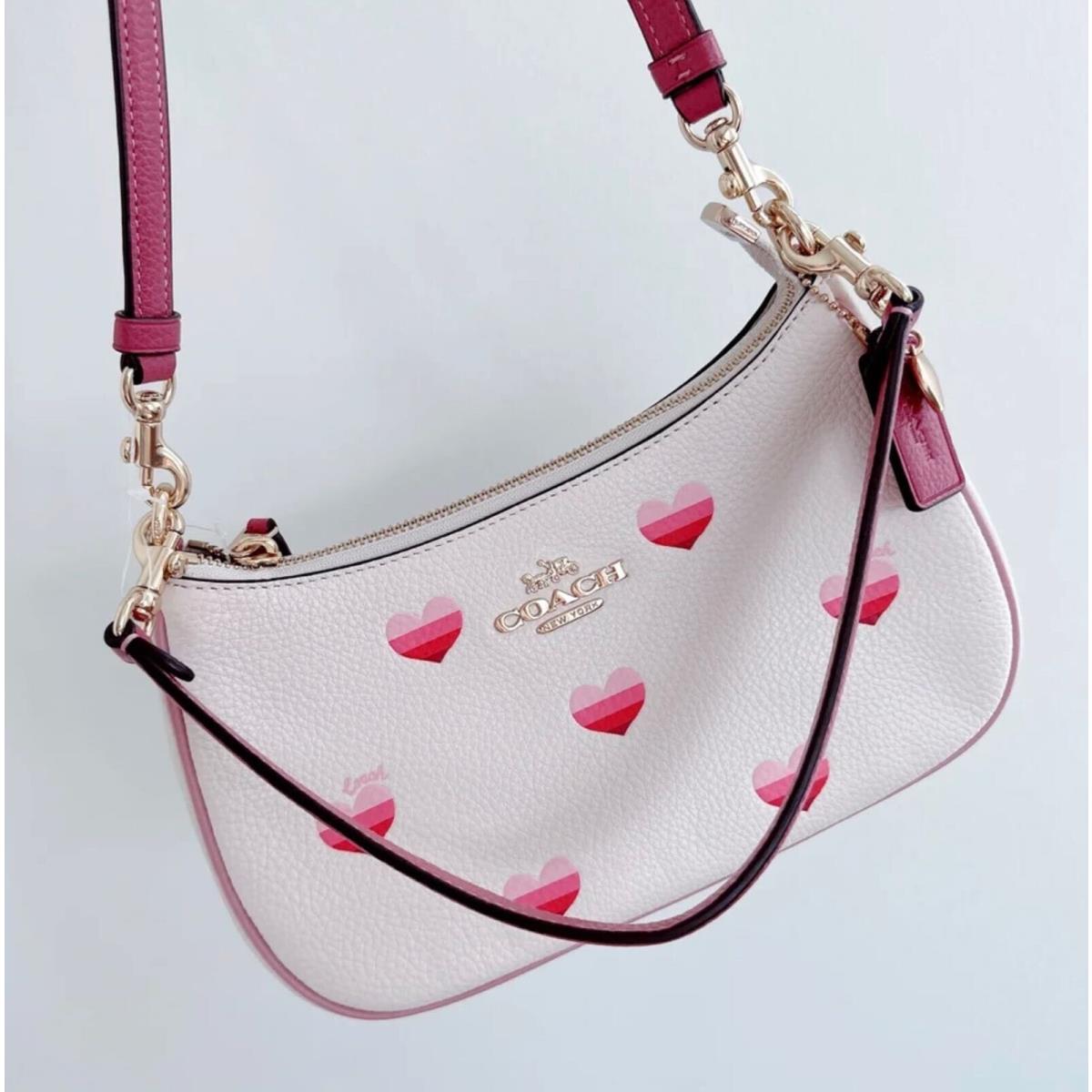 Coach Outlet Teri Shoulder Bag With Stripe Heart Print