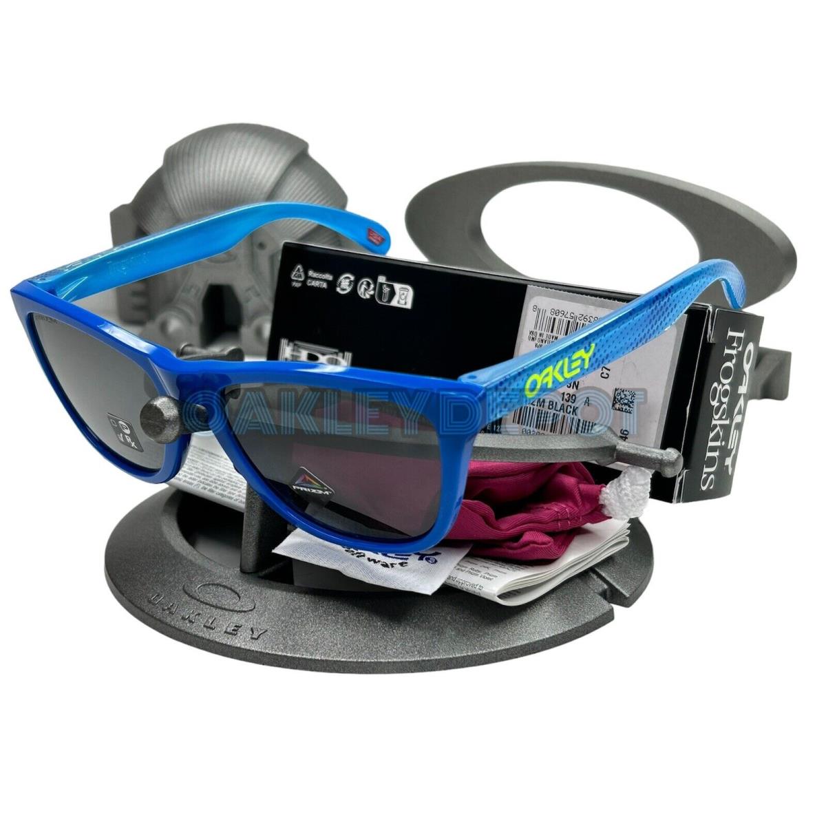 Oakley Frogskins 009013 HI Res Polished Sapphire/prizm Black Sunglasses 26 - Frame: HI RES POLISHED SAPPHIRE, Lens: Black