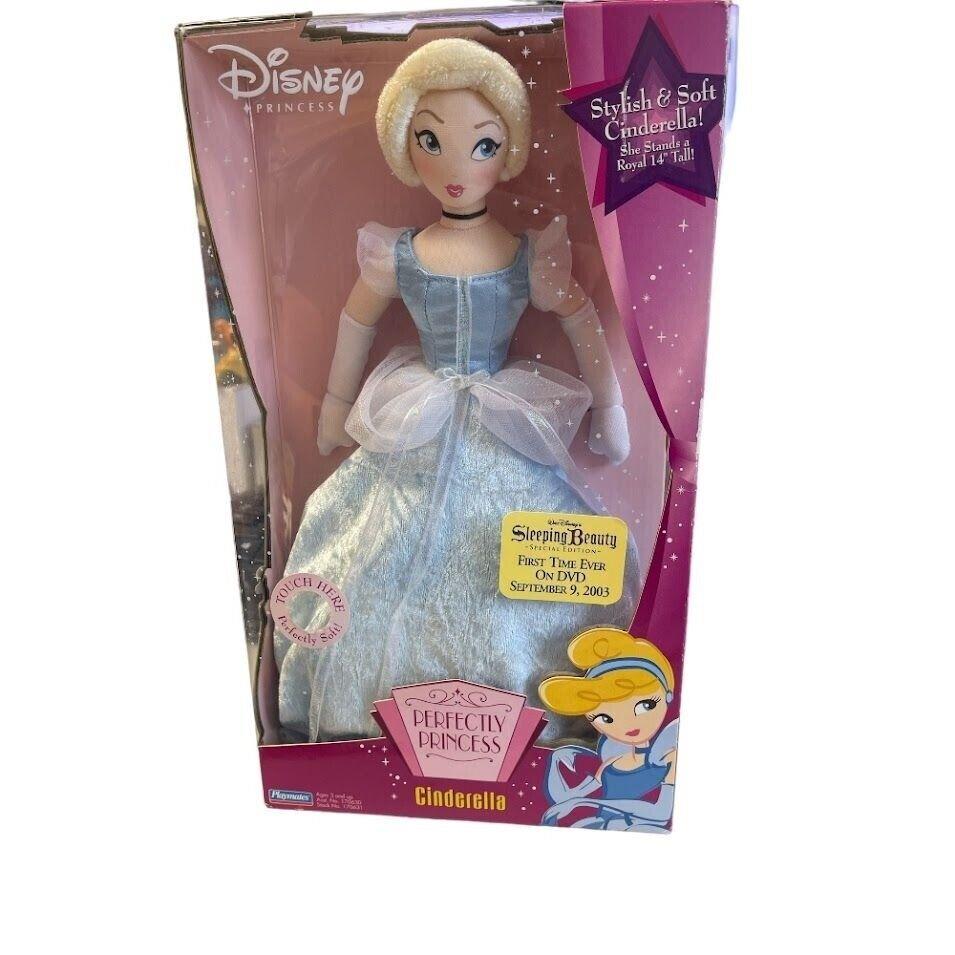 Disney Perfectly Princess Cinderella Special Edition w/ Removable Fashions