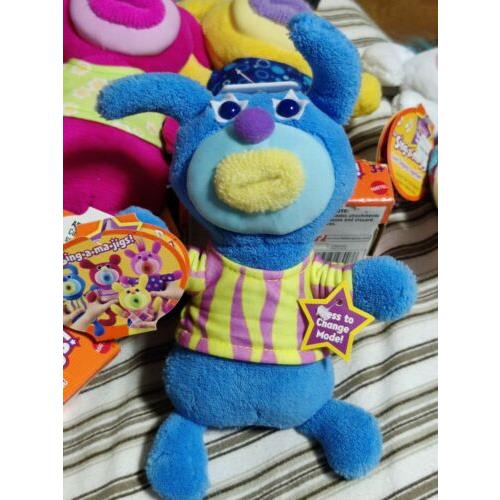 Sing-a-ma-jigs Blue Singing Plush Doll Toy Fisher Price Mattel. New